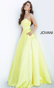 67847-YELLOW-5-560x902.jpg