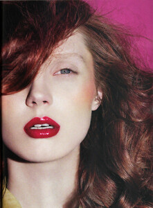 Numéro #84 (June-July 2007) - Dressed To Kill - 006.jpg