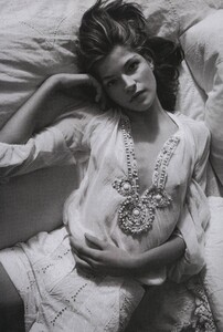 Vogue Italia (December 2005, Models Supplement) - Aleksandra Rastovic - 003.JPG