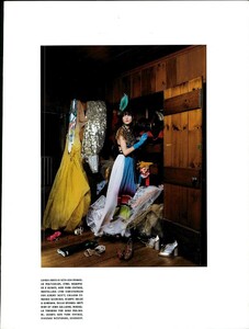 ARCHIVIO - Vogue Italia (February 2006) - Clothes That Charm - 008.jpg