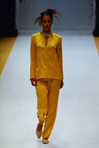 735592941_balmain-hc-ss-2000(5).thumb.jpg.87484d787c83b544befa9f4aa81be674.jpg