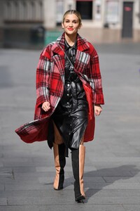       ash170420BZNimage103.jpg