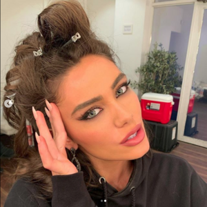 Screenshot_2020-04-05 Lorena Haliti ( lorenahaliti) • Instagram photos and videos(65).png