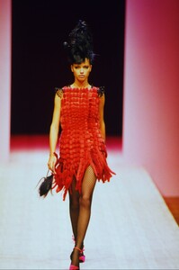 804708962_christian-lacroix-hc-fw-1999(10).thumb.jpg.6f8211ce5b72b634487717b46a0fb72b.jpg