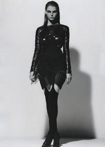 V #25 (SeptOct 2003) - Helmut Lang - 004.jpg