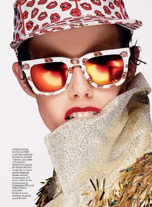 Elle Italia - 2014 03-457.jpg