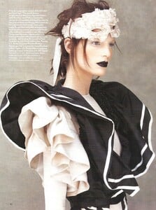 Vogue UK (January 2009) - Drama Class - 005.jpg