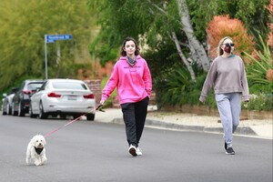       hal120420BZNimage109.jpg