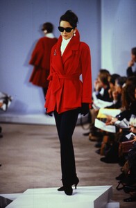 911411588_donna-karan-fw-1990(8).thumb.jpg.c9554d57115da5678db28aa4621e108c.jpg