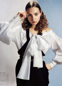 Vogue Japan (June 2006) - Ruffle Room - 004.jpg