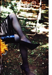 i-D #314 (Pre-Fall 2011) - If you were a library - 010.jpg