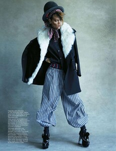 Vogue UK - 2013 08-119.jpg