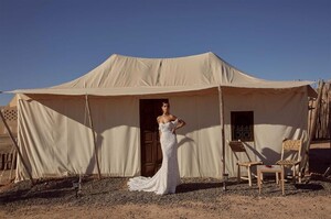 ANDIE-ML17655-FULL-LACE-FITTED-GOWN-WITH-SWEETHEART-NECKLINE-AND-DETACHABLE-OFF-SHOULDER-STRAPS-WEDDING-DRESS-MADI-LANE-BRIDAL7-800x533.jpg