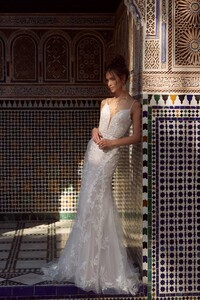 AVA-ML17121-FULL-LENGTH-FITTED-LACE-GOWN-WITH-PLUNGING-NECK-AND-LOW-BACK-WITH-DETACHABLE-CAPE-AND-BELT-WEDDING-DRESS-MADI-LANE-BRIDAL4.jpg