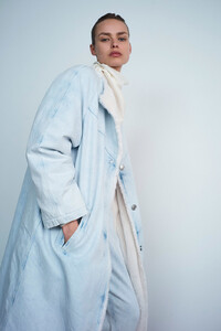 Birgit-Kos-Bibi-Cornejo-Borthwick-Isabel-Marant-Pre-Fall-2020-LookBook-25.thumb.jpg.310a9b6baf29b37c9f0b9053544d631d.jpg