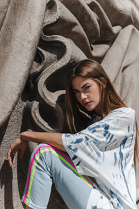 Clara-Berry-x-Please-Fashion-by-Razasan-4.thumb.jpg.739b8a03b472c7704ff0931bf337860e.jpg