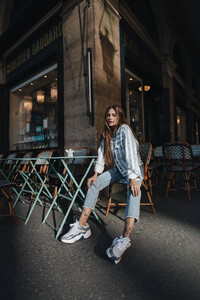 Clara-Berry-x-Please-Fashion-by-Razasan-54.thumb.jpg.06bd8eb794605dd6d270179d71ab2455.jpg