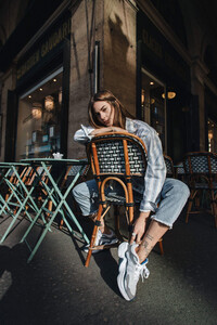 Clara-Berry-x-Please-Fashion-by-Razasan-56.thumb.jpg.75ea51802c3c0ad4e9065a541a16925b.jpg