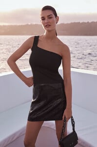 Cocktail-Dress-Codes-08.thumb.jpg.5a47b11fdbf2c802a95a72dad1217384.jpg