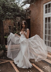 E0924986-F2A5-40CA-96EE-8F0C959C60A6.jpeg