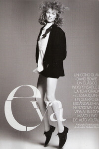 EVA_HERZIGOVA.thumb.jpg.3918c632167a4cf32a7553f6315f0e3e.jpg