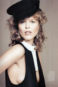 EVA_HERZIGOVA_001.thumb.jpg.4c63484c6bb33baedef61f4baa4d5c76.jpg