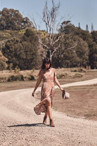 Erin-Shea-in-Rosa-for-Spell-The-Gypsy-Collective-by-Wade-Edwards-23.jpg
