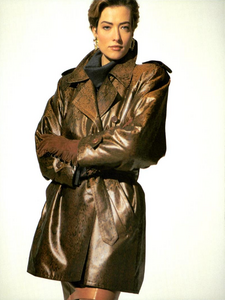 Escada_Fall_Winter_91_92_03.thumb.png.2933fad997b4326931c5234df2209d4a.png