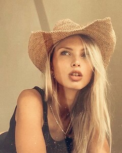 F6F6E5F3-71BF-472E-931B-E94B2AE8859B.jpeg
