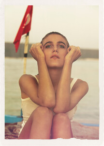 Faena_Vogue_Turkey_July_2011_03.thumb.jpg.c7330417e32659f801998233e8afcea1.jpg