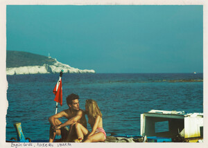 Faena_Vogue_Turkey_July_2011_04.thumb.jpg.a42b5b6daee0514a2340bbcef4f6b11a.jpg
