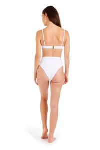 Laura_Leona_Back_White_a081ab5b-3cd9-4f7c-bda5-bd8f062b3847_1920x.jpg