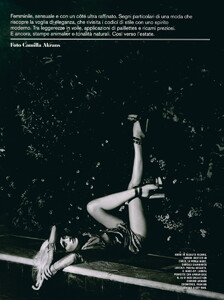 LeahDeWavrin-Flair-April2007-CamillaAkrans-01.jpg