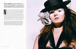 LisaCant-Flair-March2007-PatricShaw-03.jpg