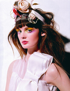 LisaCant-Flair-March2007-PatricShaw-04.jpg