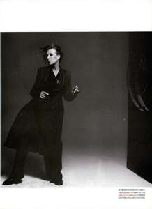 MF_Comte_Vogue_Italia_April_1994_02.thumb.png.d691339c3c6f67e54a103cea88d1d2bb.png