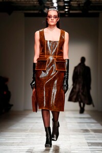 Miaoran-Men-Women-FW19-Milan-0672-1547396841.thumb.jpg.a85f02c9e19dd098dac56d9d7b9649bc.jpg