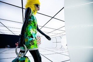 Moncler-RTW-FW20-Milan-47676-1582142395.thumb.jpg.c2ca2f784fc72a401b773df89c715013.jpg