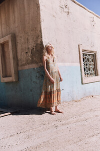 ROSA-Spell-The-Gypsy-Collective-May-18-Collection-Aline-Weber-shot-by-Graham-Dunn20.jpg