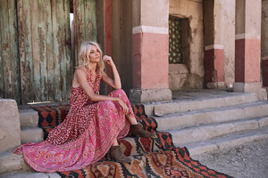 ROSA-Spell-The-Gypsy-Collective-May-18-Collection-Aline-Weber-shot-by-Graham-Dunn27.jpg