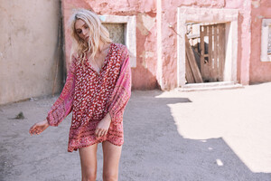 ROSA-Spell-The-Gypsy-Collective-May-18-Collection-Aline-Weber-shot-by-Graham-Dunn34.jpg