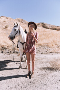 ROSA-Spell-The-Gypsy-Collective-May-18-Collection-Aline-Weber-shot-by-Graham-Dunn58.jpg