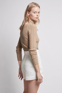 S21-20AJ1034-Overture_Ribbed_Turtleneck-Mocha-20011-Aje-1L-1189.jpg