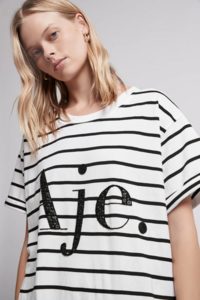 S26-AJ-11WI14-Aje_tee-Black_White_Stripe-20011-Aje-1L-1126.jpg