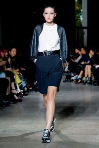 Shiatzy-Chen-RTW-SS20-Paris-3339-1569868359.thumb.jpg.c5c8c8a49c854dbc35aaf9b1bc043ce3.jpg