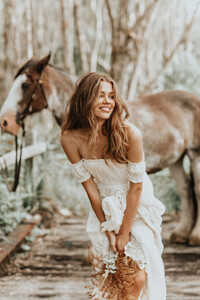 Spell-Bride-18-Isabell-Andreeva-by-Carly-Brown-Photography-bohemian-wedding-gowns-Byron-Bay-20-1.jpg