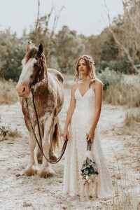 Spell-Bride-18-Isabell-Andreeva-by-Carly-Brown-Photography-bohemian-wedding-gowns-Byron-Bay-31-1.jpg