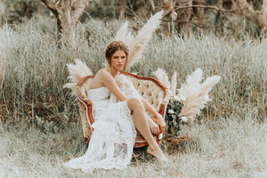 Spell-Bride-18-Isabell-Andreeva-by-Carly-Brown-Photography-bohemian-wedding-gowns-Byron-Bay-4-1.jpg