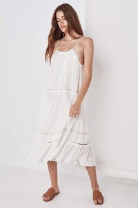 Spell-HangingRockLaceMidiDress-White-Studio20_027.jpg