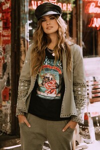 Spell-The-Gypsy-Collective-Aurora-Campaign-featuring-Stormi-Bree-photographed-by-Tezza-in-New-York-055-2.jpg